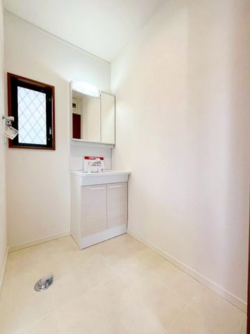 tssk4ڂ̒ÈˌĂ̐ʑEʏ