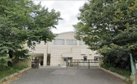 ��t���D���s�{�{8���ڂ̓y�n�̎��ӊ�
