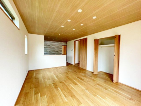 tss{k1ڂ̐VzˌẴrO