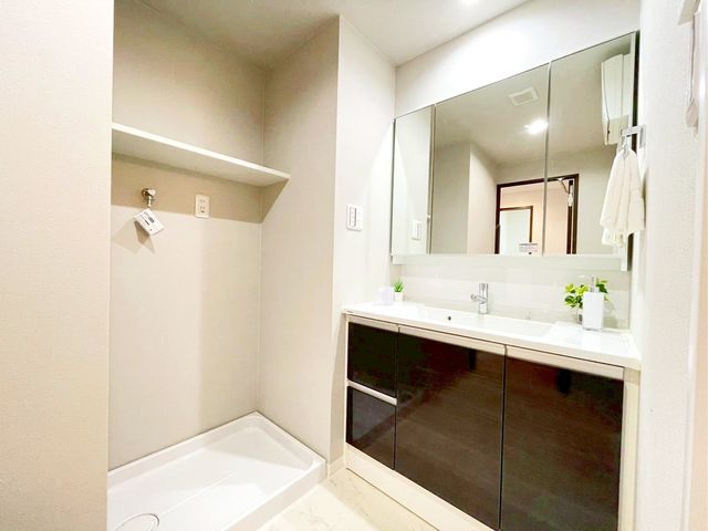 tDs{2ڂ̒Ã}V̐ʑEʏ