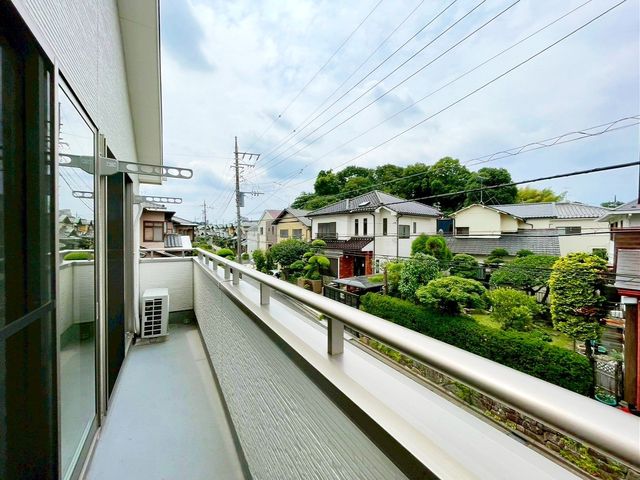 tss{4ڂ̒ÈˌẴoRj[