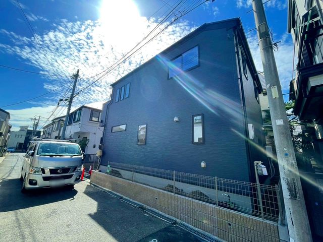 tssF3ڂ̐VzˌẴoRj[