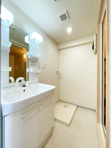 tDsl1ڂ̒Ã}V̐ʑEʏ