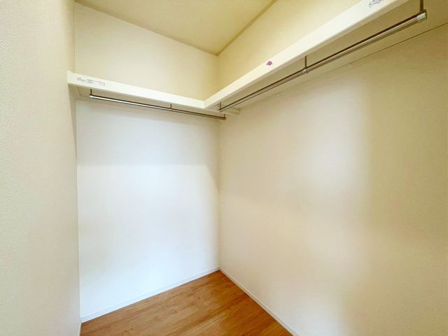 tss쒬1ڂ̐VzˌĂ̎[