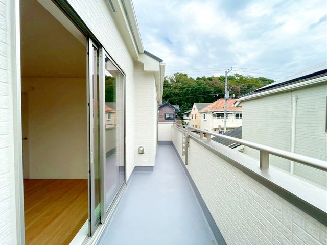 tss쒬1ڂ̐VzˌẴoRj[