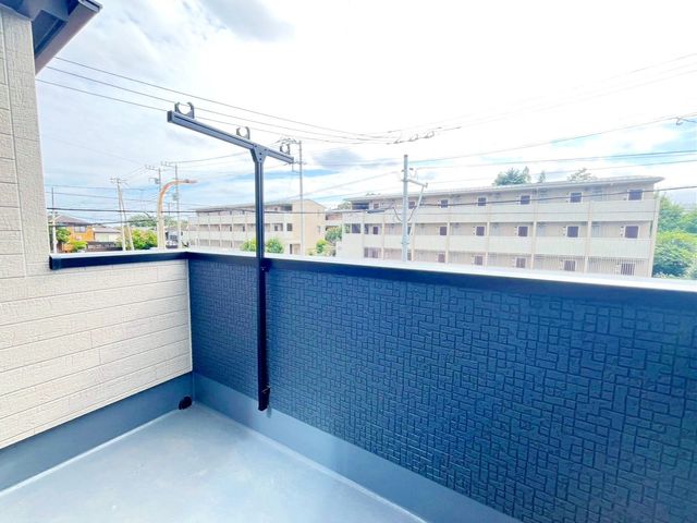 tss{5ڂ̐VzˌẴoRj[