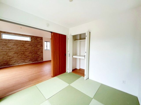 tss쒬2ڂ̐VzˌĂ̎q