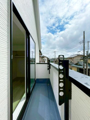 tDs6ڂ̐VzˌẴoRj[