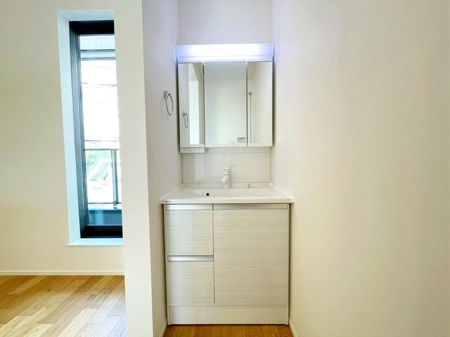 tssK1ڂ̐VzˌĂ̐ʑEʏ