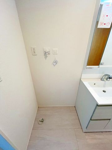 ��t���s��s���䒬3���ڂ̐V�z��ˌ��Ă̂��̑�