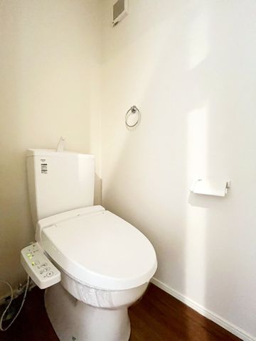 tDsk{2ڂ̐VzˌẴgC