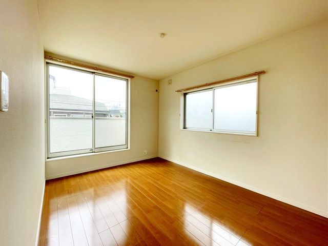 ��t���s��s��a�c4���ڂ̒��È�ˌ��Ă̐Q��