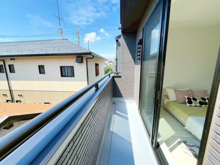 tss3ڂ̐VzˌẴoRj[