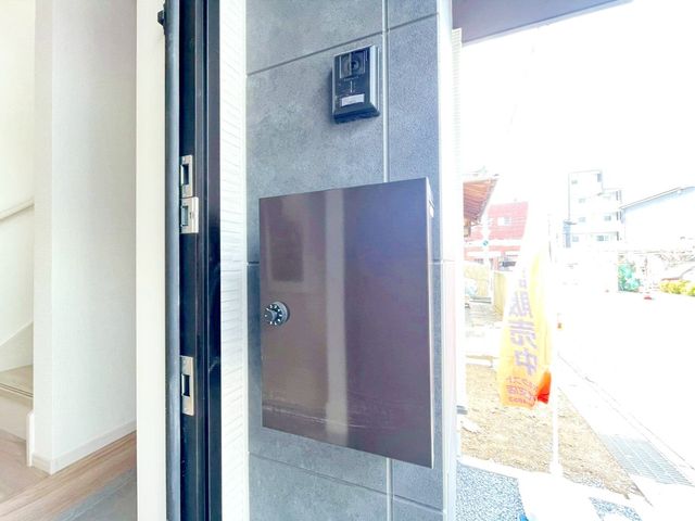 ��t���D���s�C�_3���ڂ̐V�z��ˌ��Ă̂��̑�