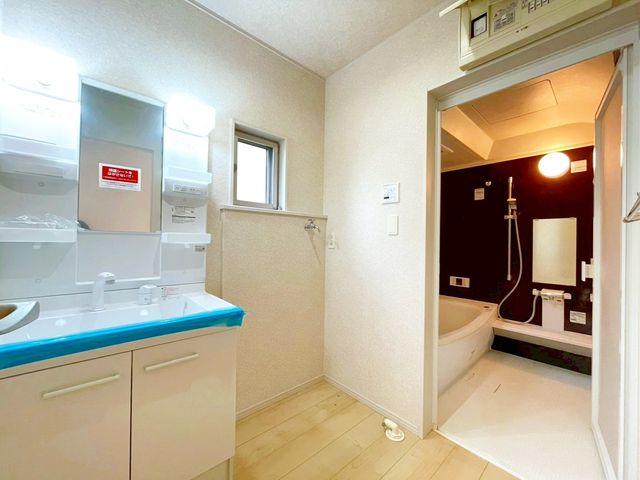 tˎs͌ ̒ÈˌĂ̐ʑEʏ