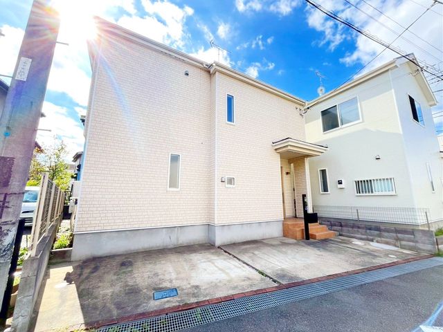 tss{3ڂ̒ÈˌẲ摜