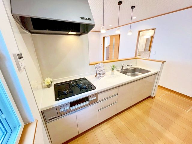 tss{3ڂ̒ÈˌẴLb`