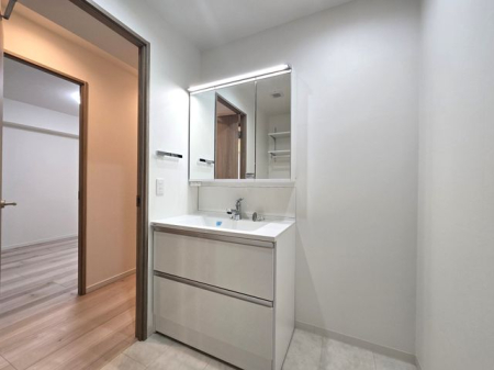 tsss3ڂ̒Ã}V̐ʑEʏ