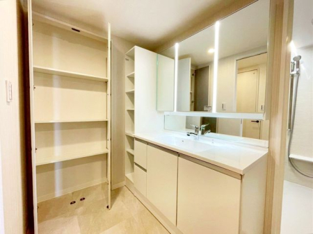 tsss3ڂ̒Ã}V̐ʑEʏ