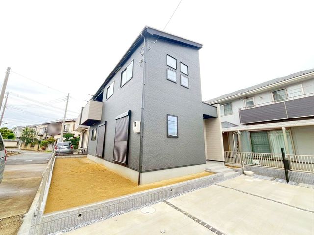 ��t���D���s����1���ڂ̐V�z��ˌ��Ă̌��n�O�ώʐ^