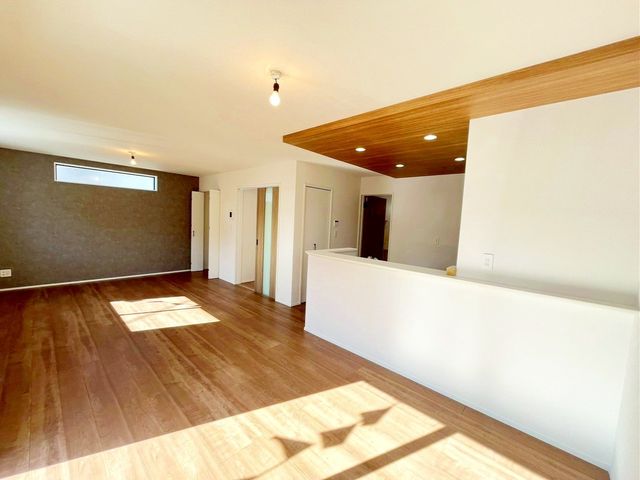 tss{k3ڂ̐VzˌẴrO