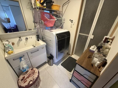 tss]J3ڂ̒ÈˌĂ̐ʑEʏ