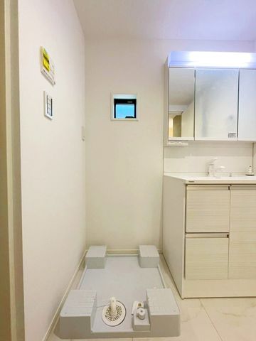 ��t���s��s����1���ڂ̐V�z��ˌ��Ă̂��̑�