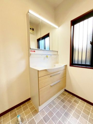 tss4ڂ̒ÈˌĂ̐ʑEʏ