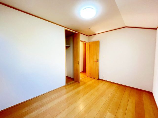 tˎsO3ڂ̒ÈˌĂ̎[