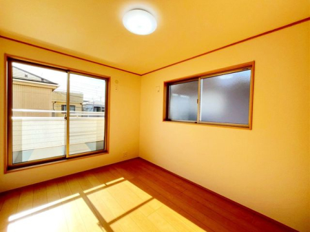 tˎsO3ڂ̒ÈˌĂ̎q