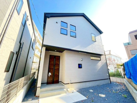 千葉県市川市北方3丁目の新築一戸建ての現地外観写真