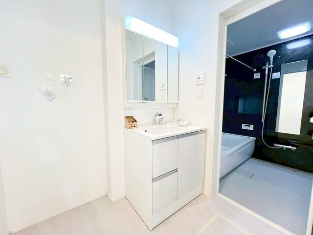 tssk3ڂ̐VzˌĂ̐ʑEʏ