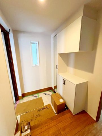 ��t����t�s��ы挊��4���ڂ̐V�z��ˌ��Ă̌���