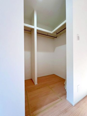 ��t����t�s��ы挊��4���ڂ̐V�z��ˌ��Ă̎��[