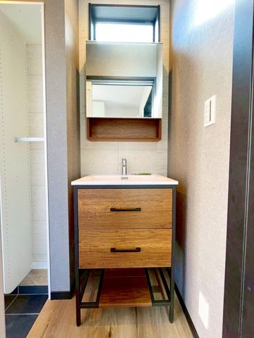 tˎsՕot ̒ÈˌĂ̐ʑEʏ