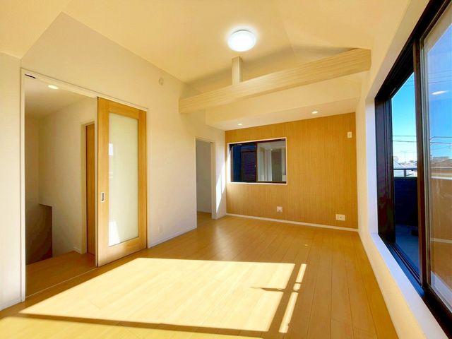 tDsC_5ڂ̐VzˌẴrO