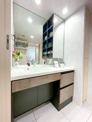 tDssc1ڂ̒Ã}V̐ʑEʏ