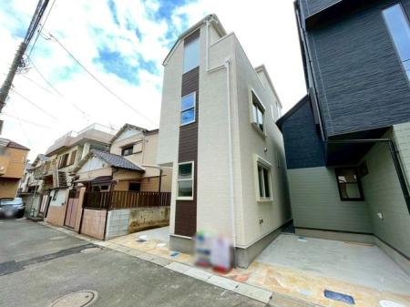 ��t���s��s�s���4���ڂ̐V�z��ˌ��Ă̌��n�O�ώʐ^