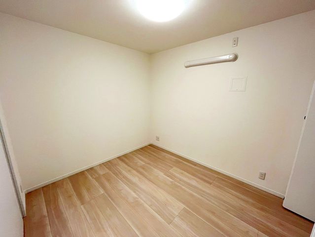 ��t���D���s�C�_��2���ڂ̒��Ã}���V�����̂��̑�����