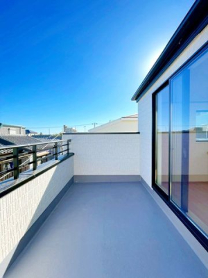 ��t���s��s�x�l3���ڂ̐V�z��ˌ��Ă̌��n�O�ώʐ^