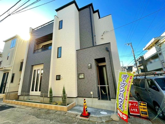 ��t���s��s�x�l3���ڂ̐V�z��ˌ��Ă̌��n�O�ώʐ^