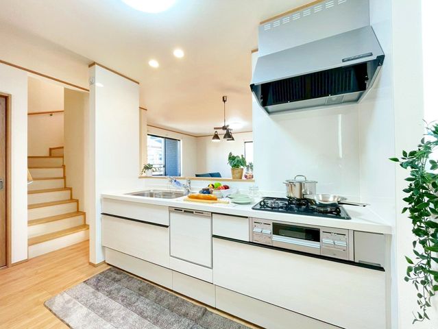 ��t���s��s�x�l3���ڂ̐V�z��ˌ��Ă̗���