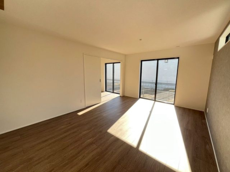 ��t�����ˎs���� �̐V�z��ˌ��Ẵ��r���O