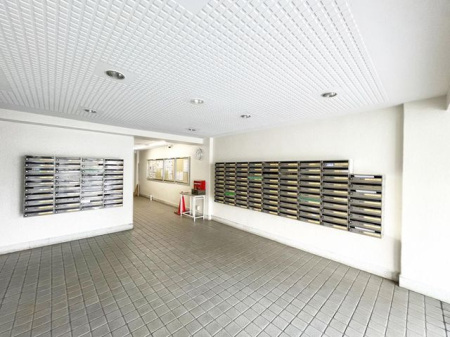 ��t���s��s��1���ڂ̒��Ã}���V�����̃G���g�����X