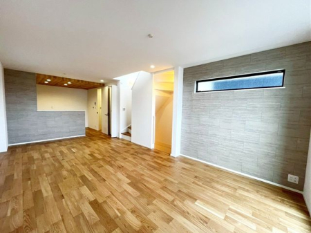 ��t���s��s����1���ڂ̐V�z��ˌ��Ẵ��r���O