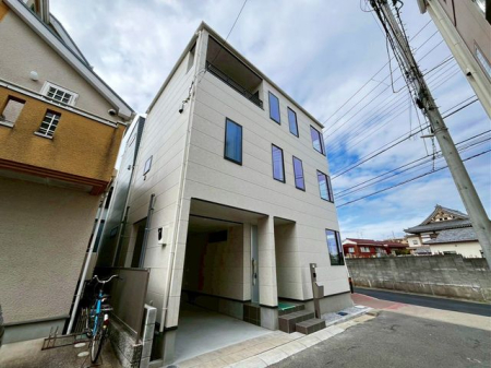 ��t���s��s����1���ڂ̐V�z��ˌ��Ă̌��n�O�ώʐ^