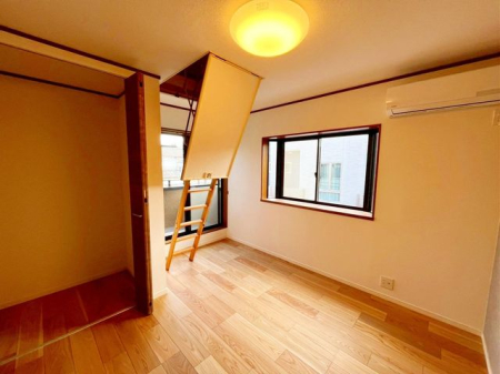 ��t���s��s���^��2���ڂ̒��È�ˌ��Ă̎��[