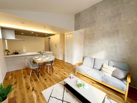 ��t���s��s�V��2���ڂ̐V�z��ˌ��Ẵ��r���O