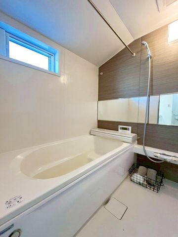 ��t���s��s�V��2���ڂ̐V�z��ˌ��Ă̗���