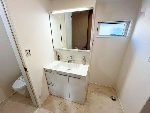 ��t���s��s�V��2���ڂ̐V�z��ˌ��Ă̐��ʑ�E���ʏ�